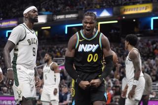 前锋霍伊伦 前锋霍伊伦