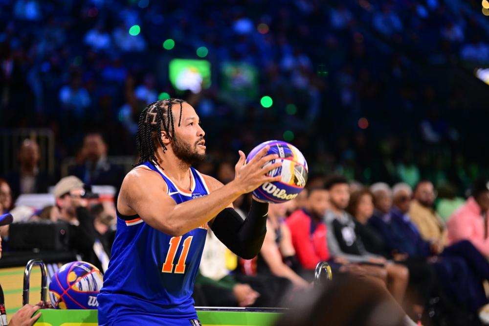 而备受瞩目 而备受瞩目